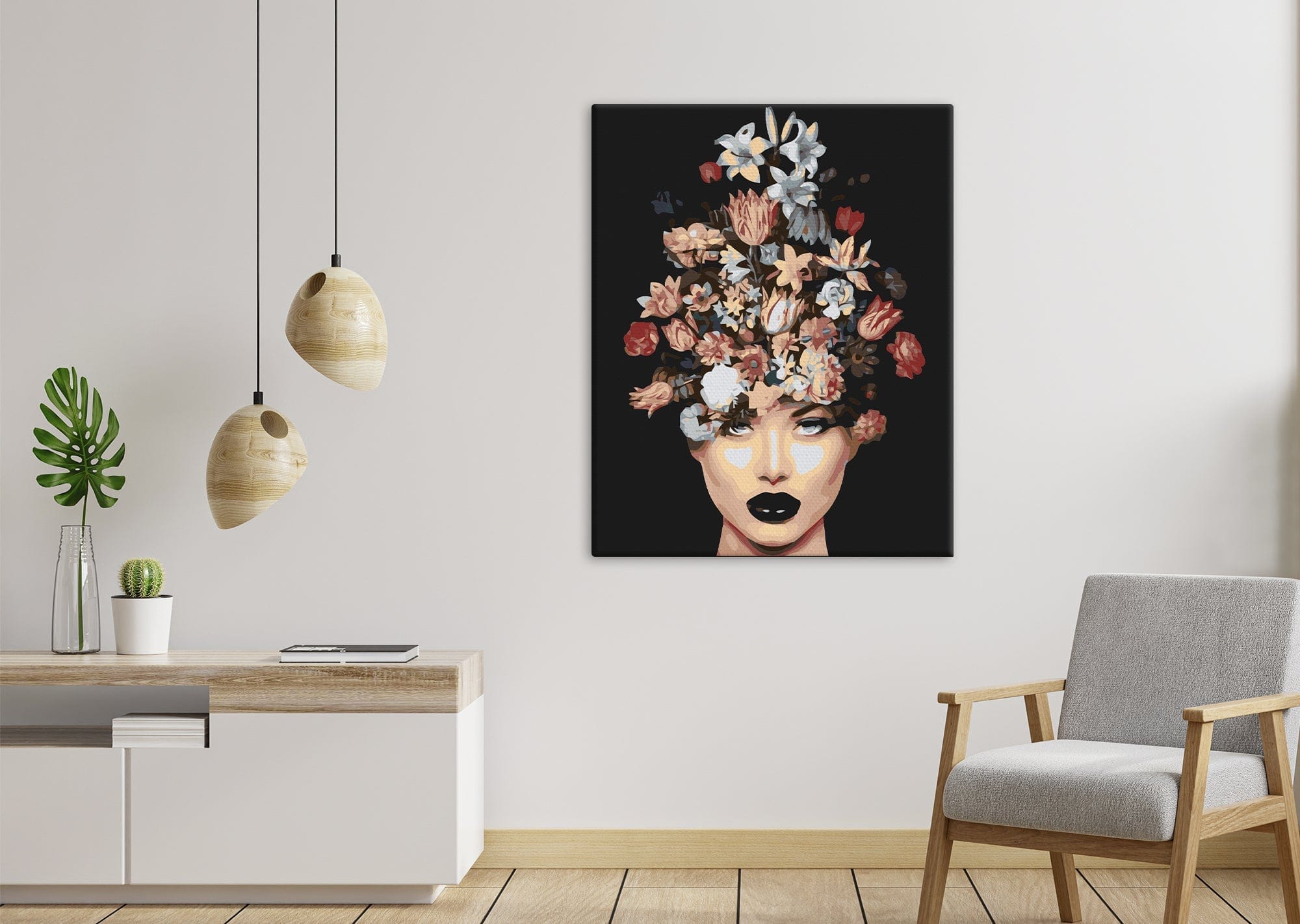Una mujer con un peinado floral (SC0769)
